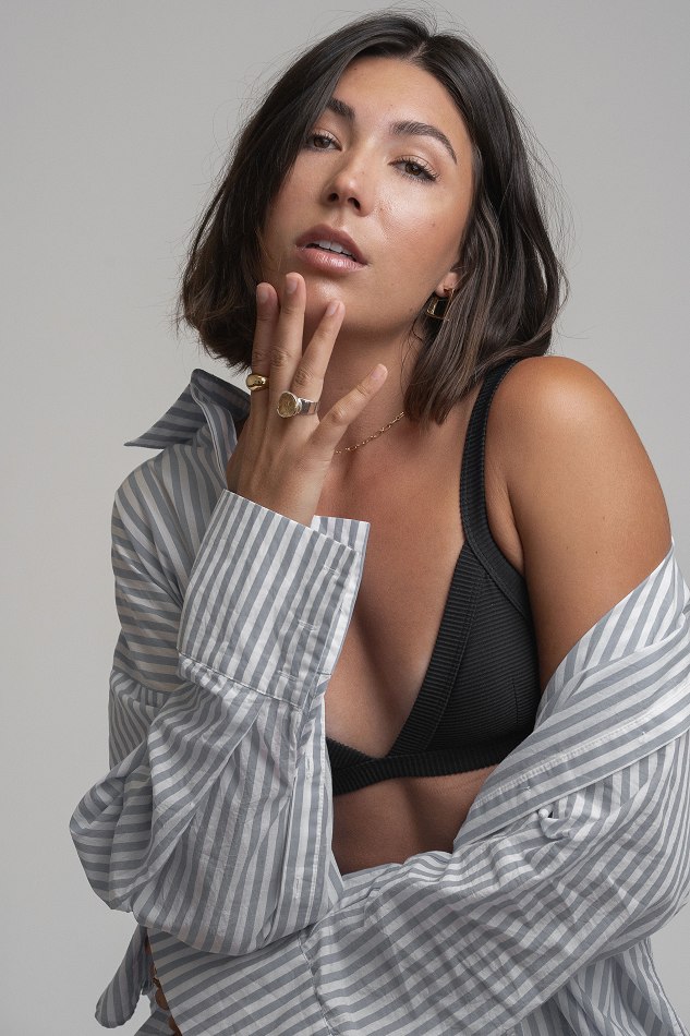 Rakhi — profile photo, Noida