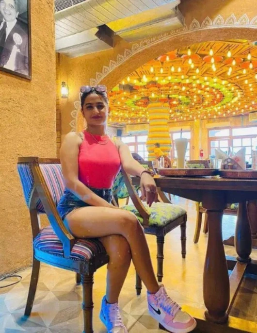 Ruhi — profile photo, Noida