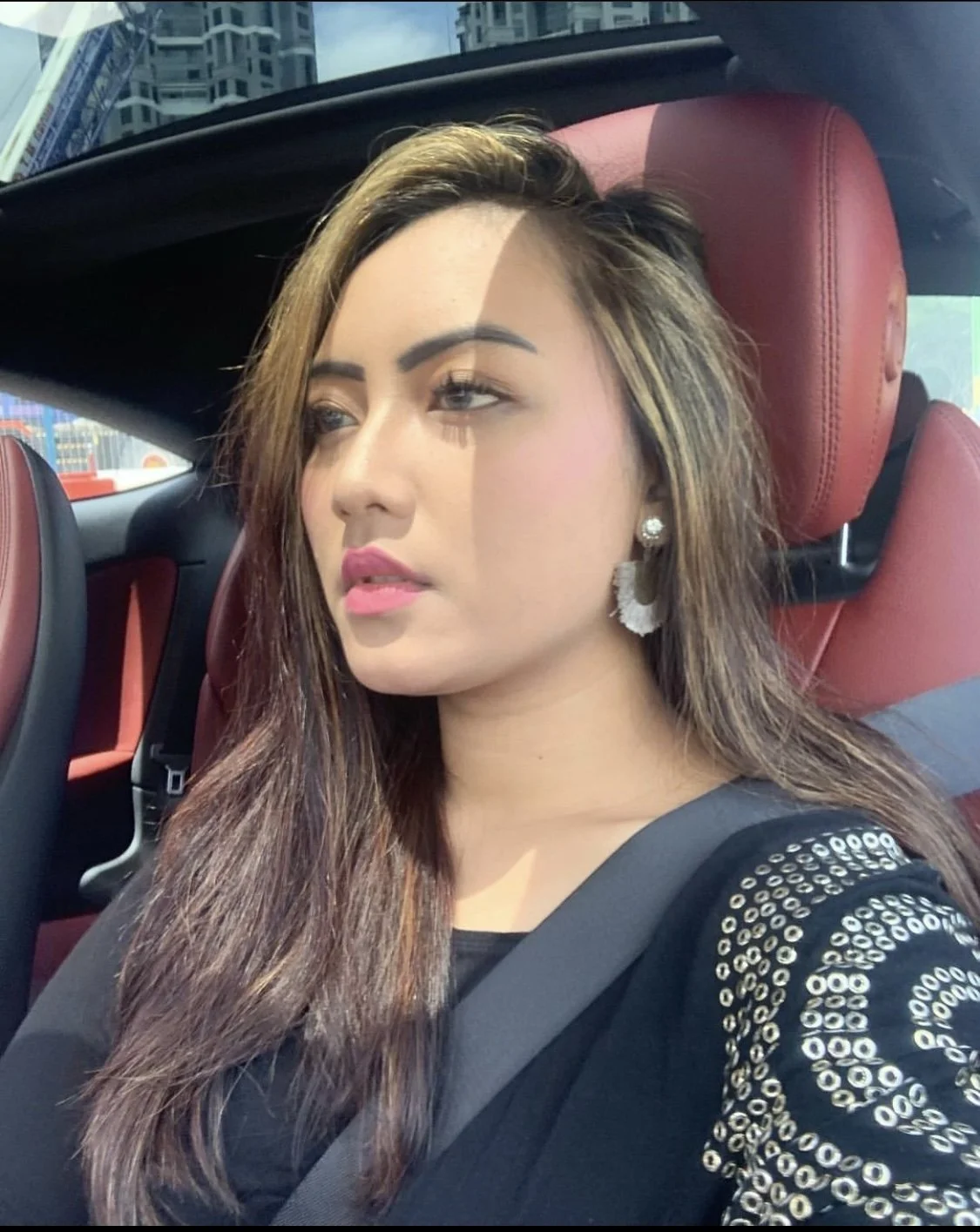 Sara — profile photo, Noida